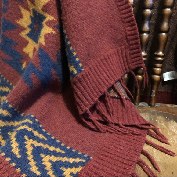 ROOTS WRAP SWEATER - Picture 12 of 12